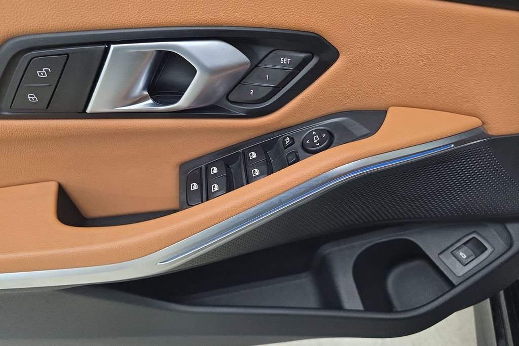 Certified 2025 BMW 330i xDrive Sedan image 14
