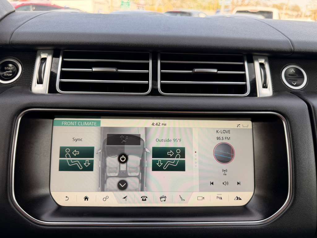 Used 2017 Land Rover Range Rover Supercharged image 37