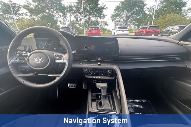 New 2025 Hyundai Elantra SEL image 6