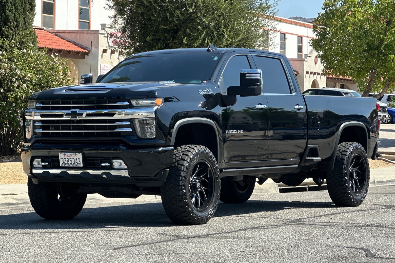 Used 2020 Chevrolet Silverado 2500 High Country w/ Technology Package AWD/4WD image 8