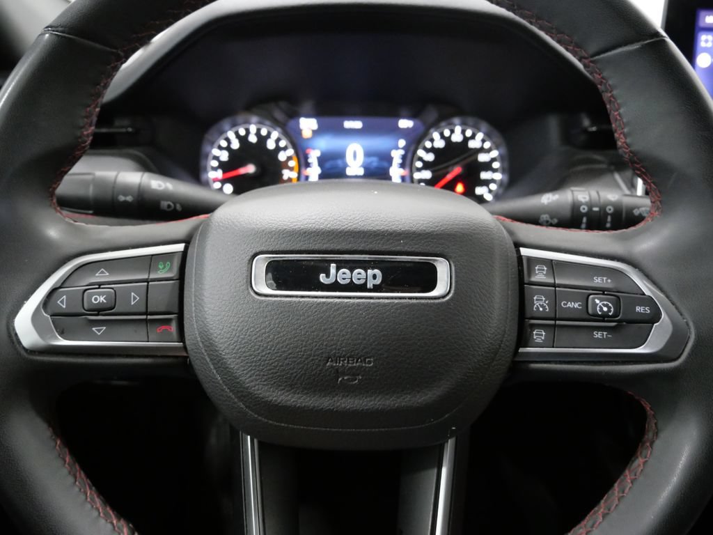 Used 2024 Jeep Compass Trailhawk AWD/4WD image 16