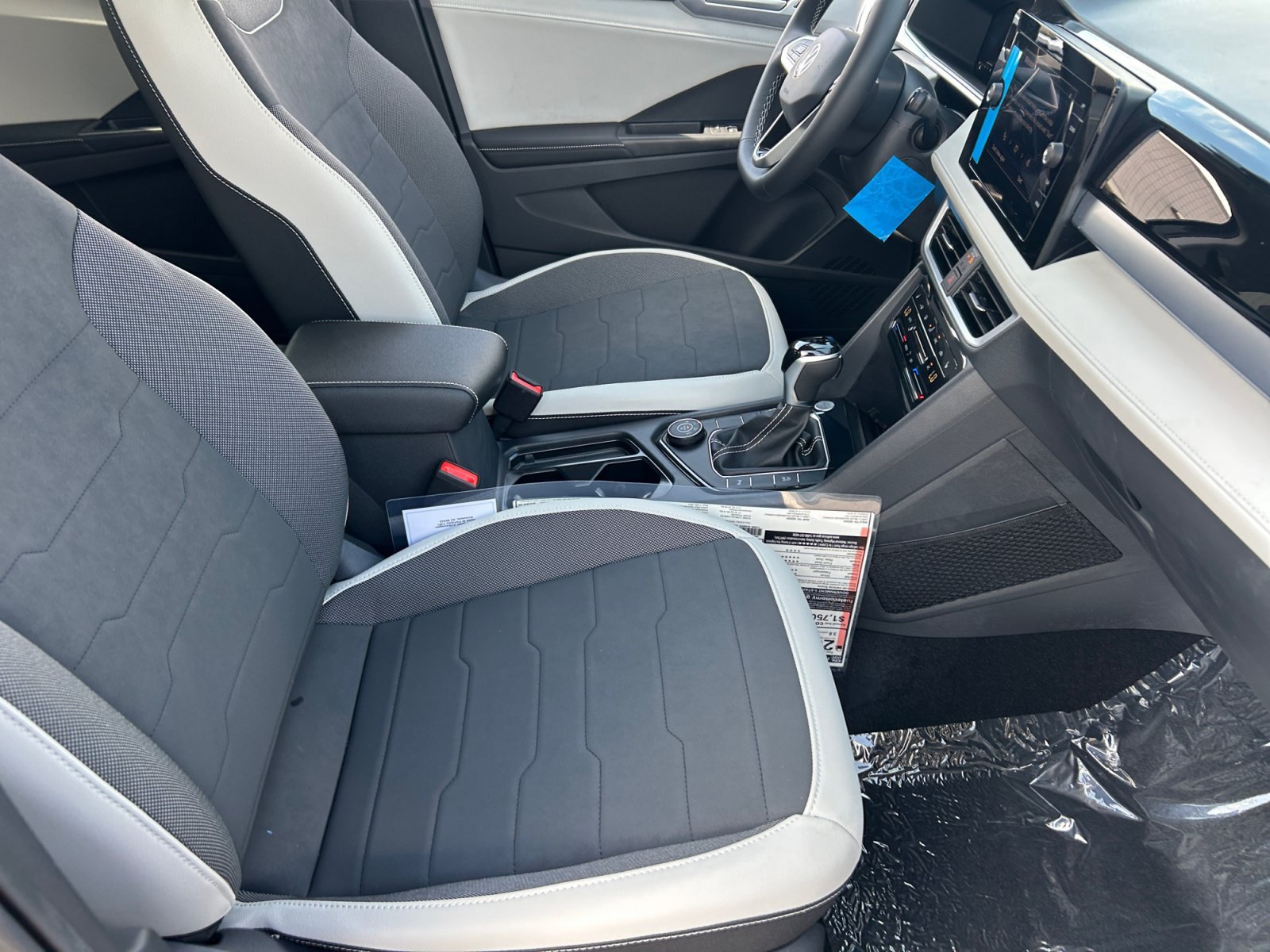 New 2026 Volkswagen Taos SE AWD/4WD image 18