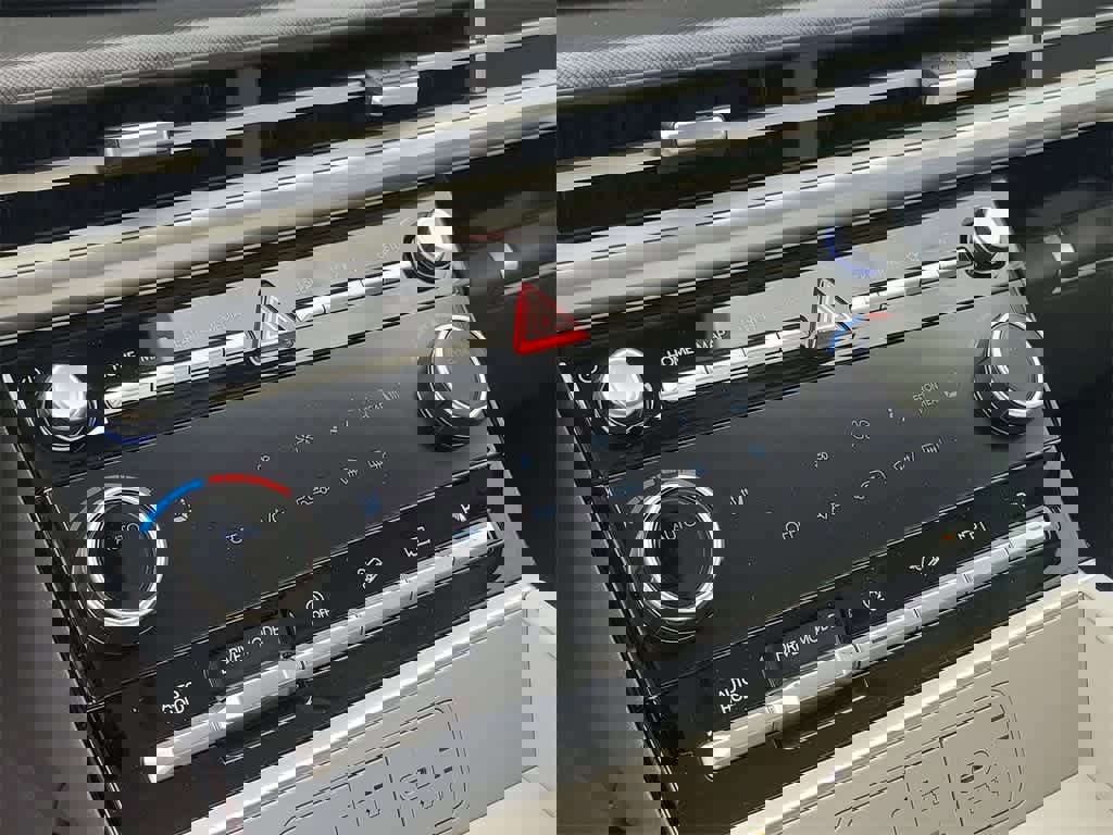 New 2026 Hyundai Santa Fe SEL image 29