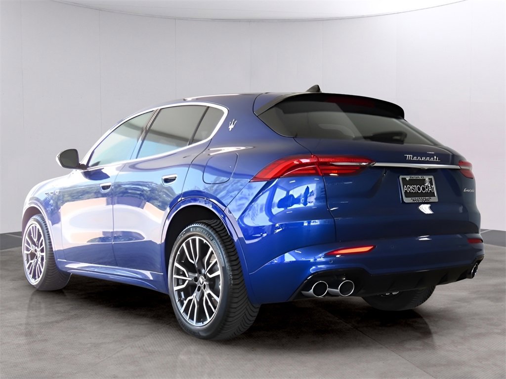New 2024 Maserati Grecale GT image 5