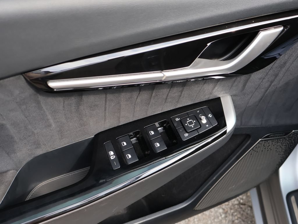 Certified 2023 Kia EV6 GT AWD/4WD image 39