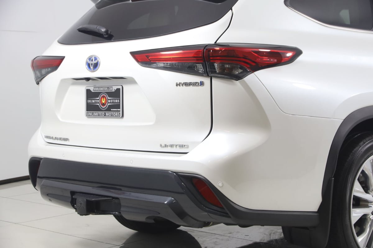 Used 2023 Toyota Highlander Limited AWD/4WD image 36