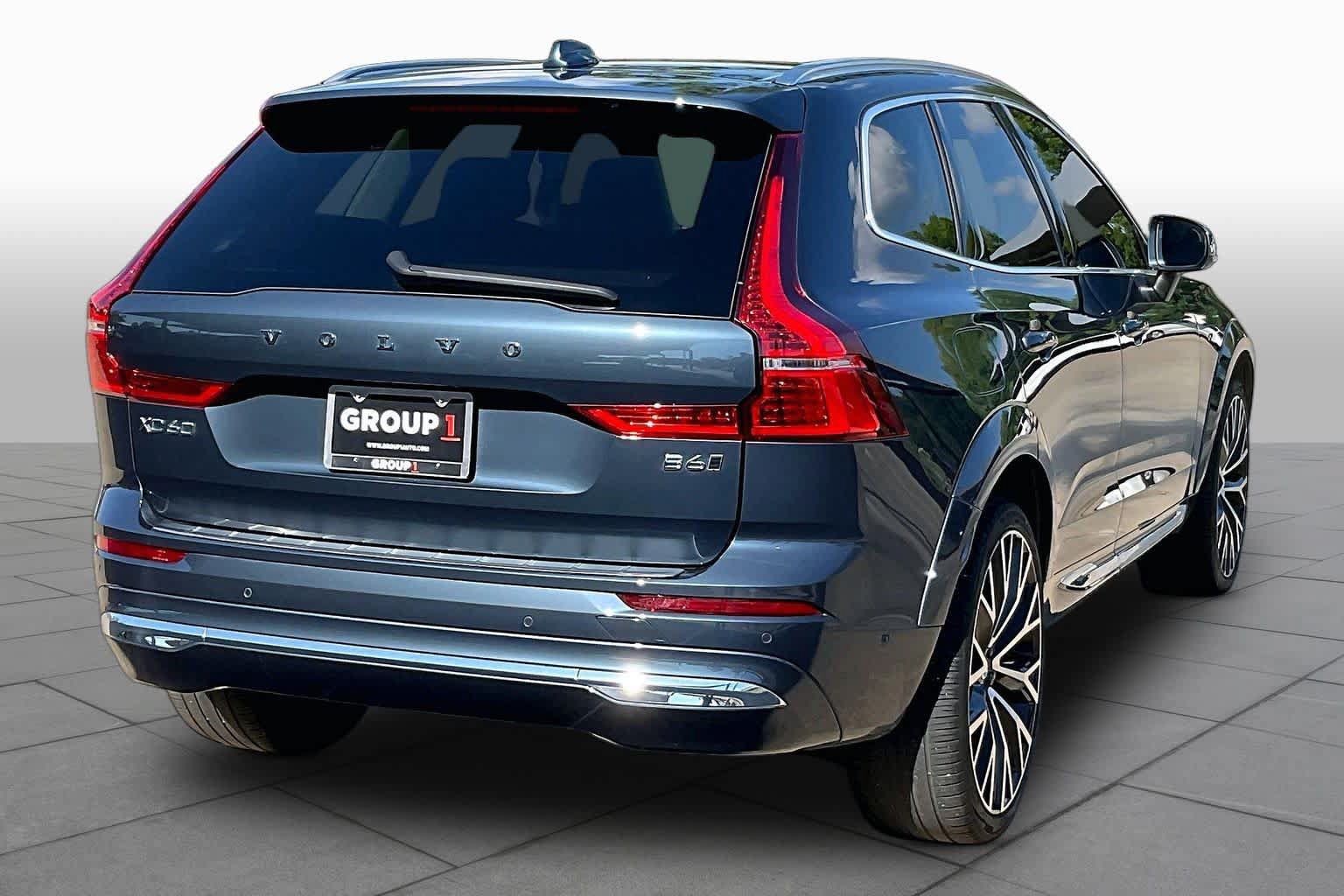 Used 2022 Volvo XC60 B6 Inscription w/ Advanced Package AWD/4WD image 13