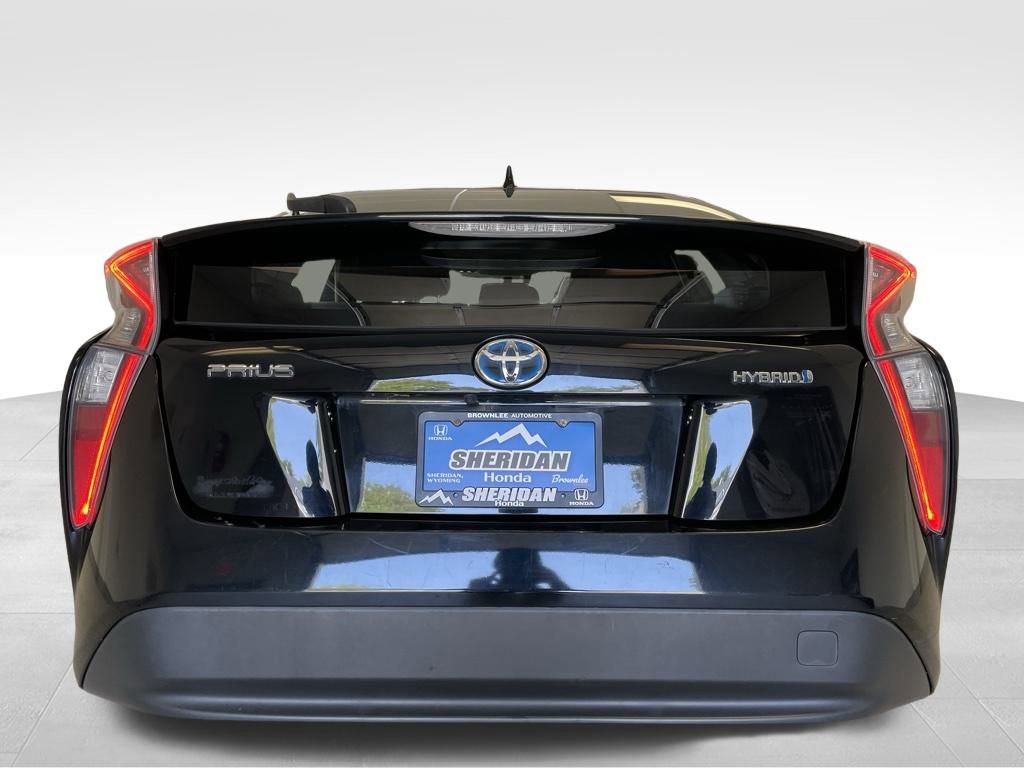 Used 2016 Toyota Prius Three image 8