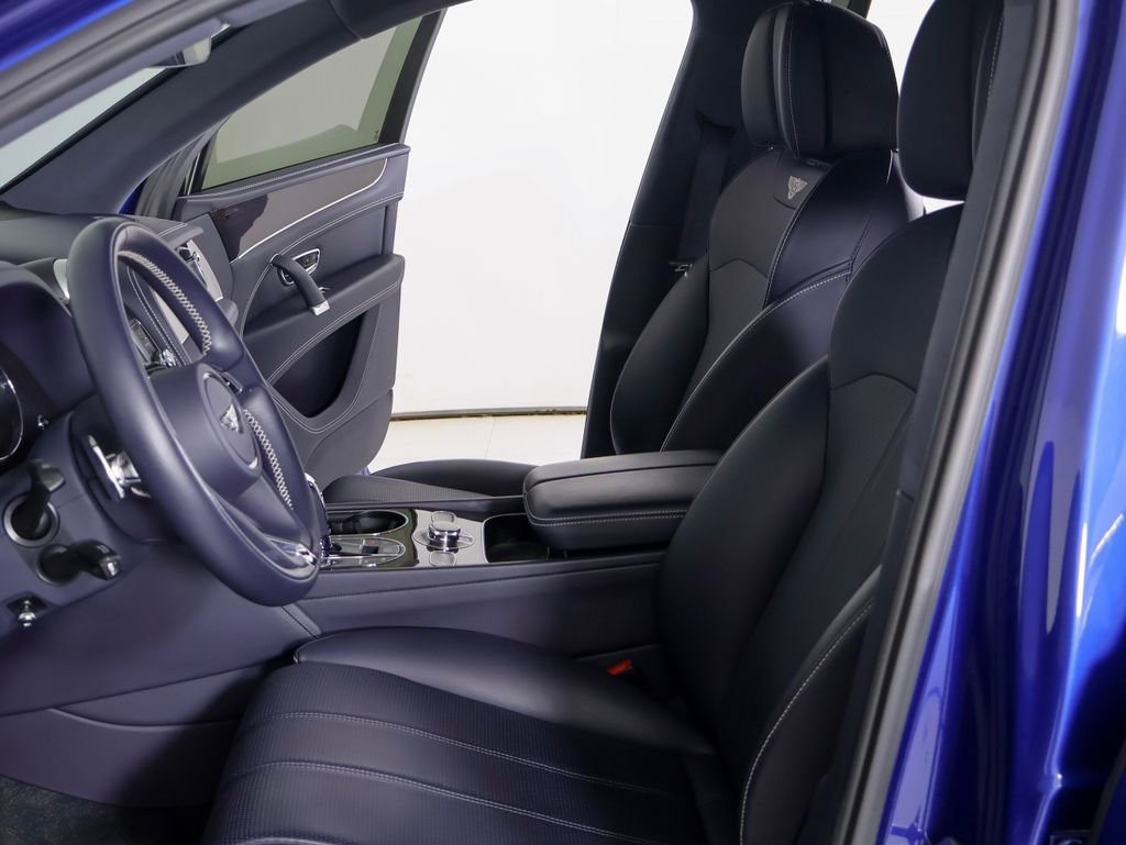 Used 2019 Bentley Bentayga image 5