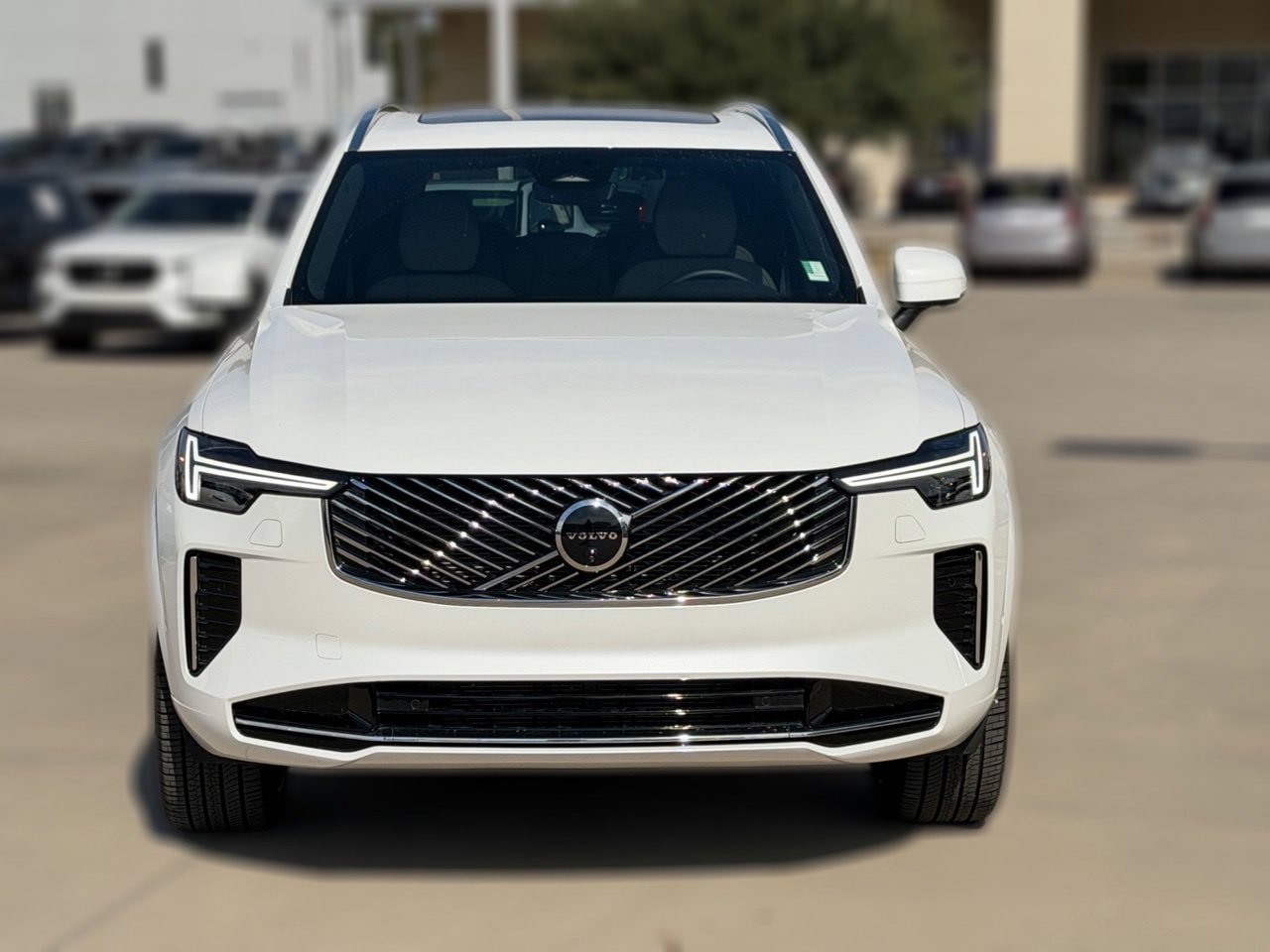 New 2026 Volvo XC90 B5 Plus w/ Protection Package Premier AWD/4WD image 3