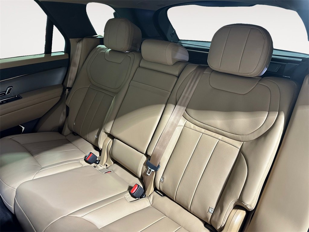 New 2025 Land Rover Range Rover Sport SE image 13