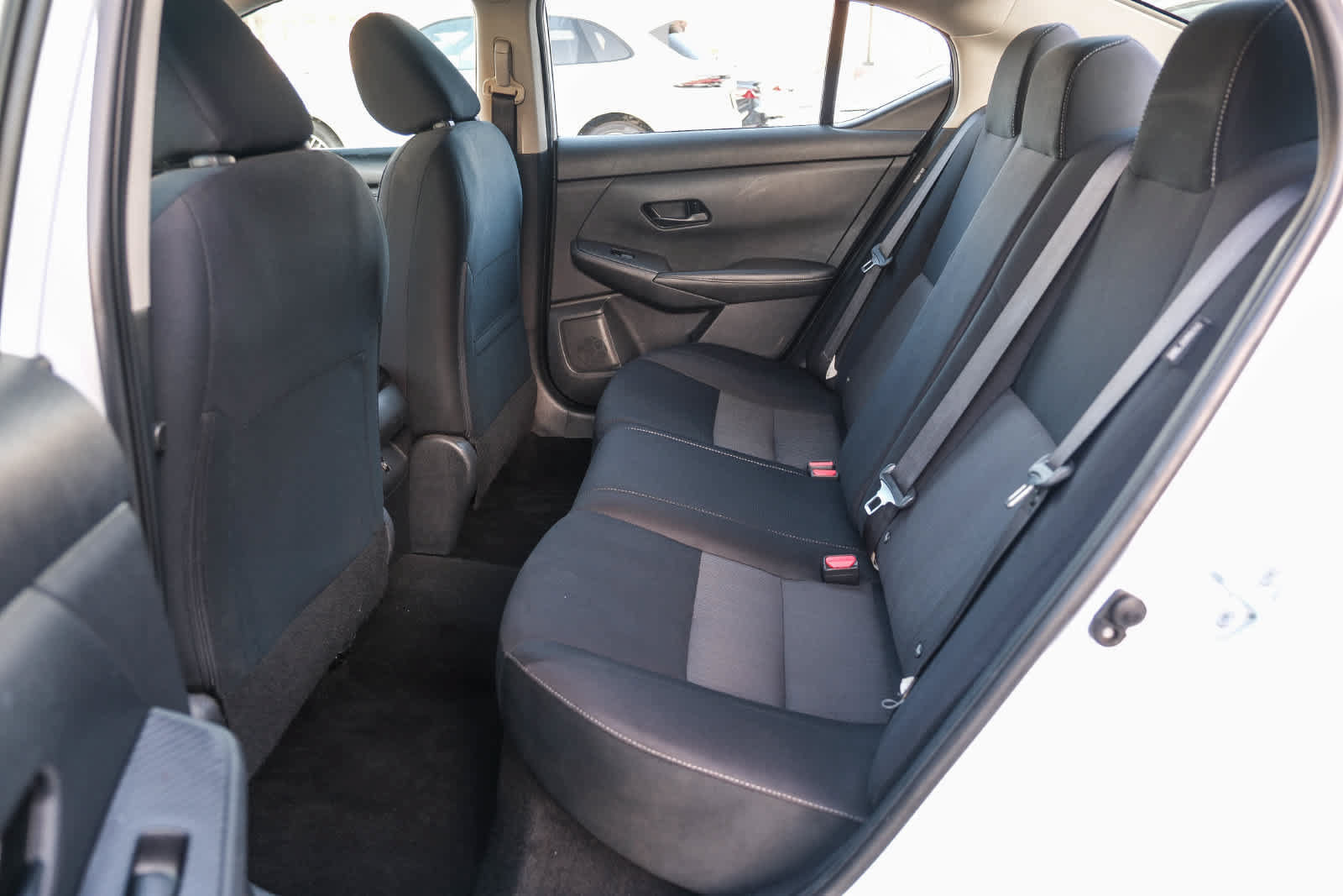 Used 2024 Nissan Sentra SV FWD image 18
