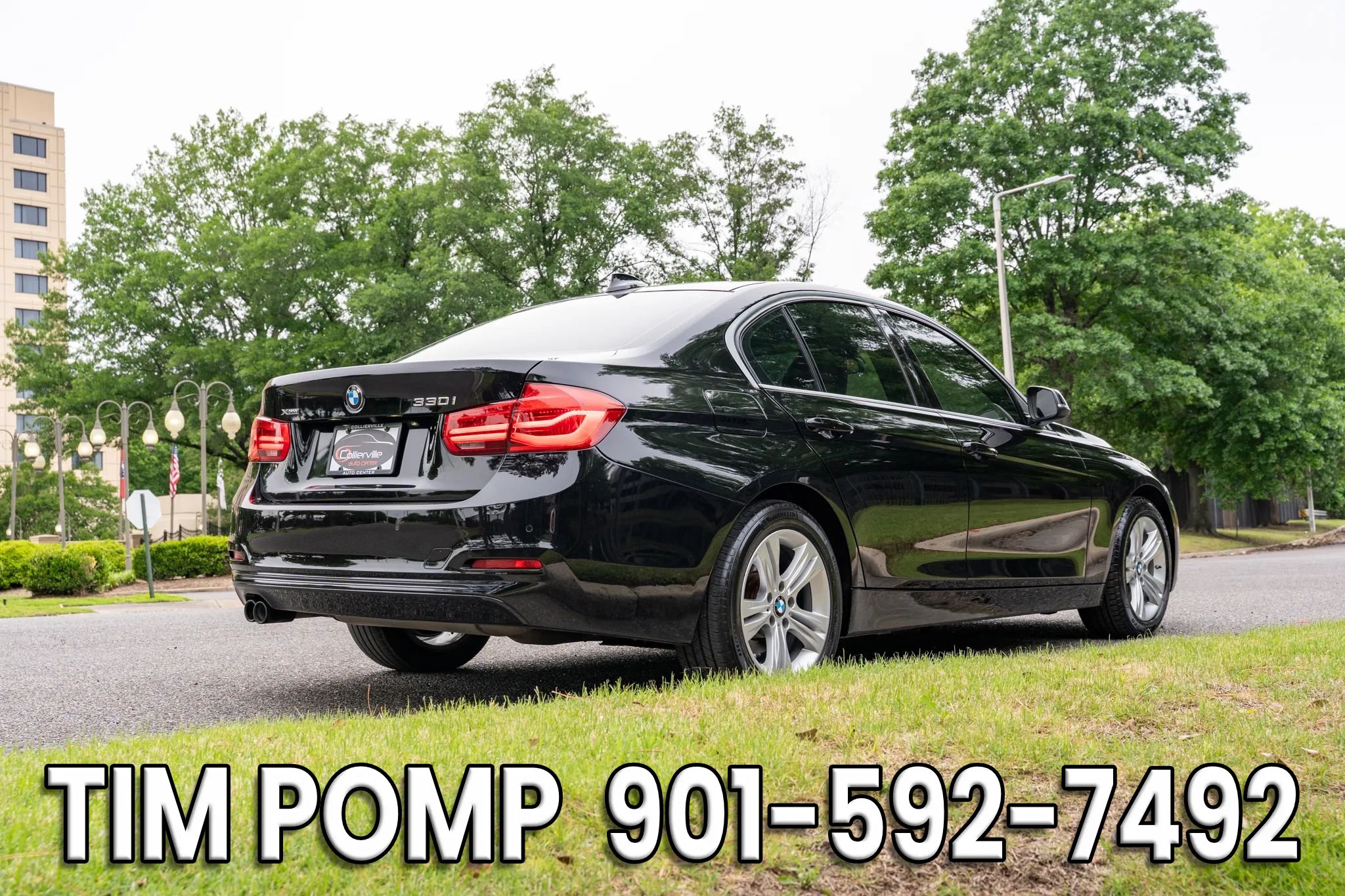 Used 2017 BMW 330i xDrive Sedan AWD/4WD image 5
