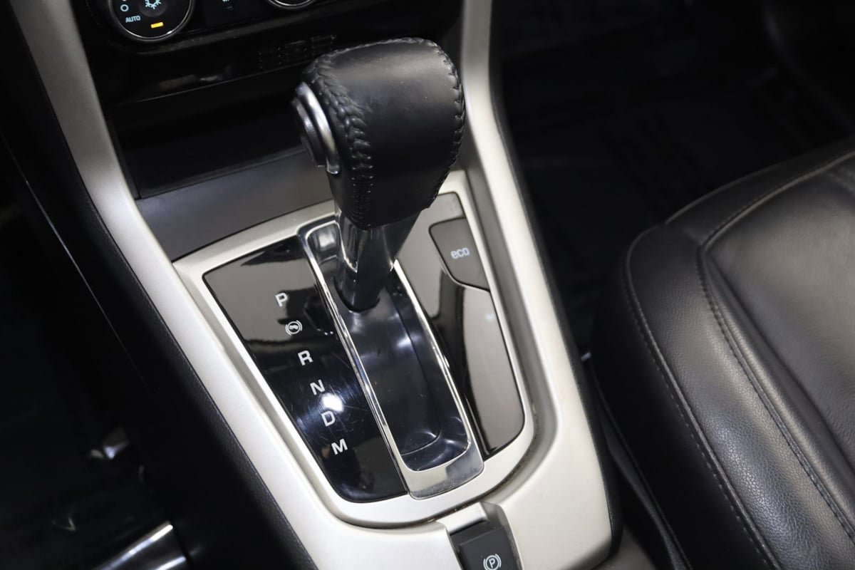 Used 2014 Chevrolet Captiva Sport LT w/ Convenience Package FWD image 7