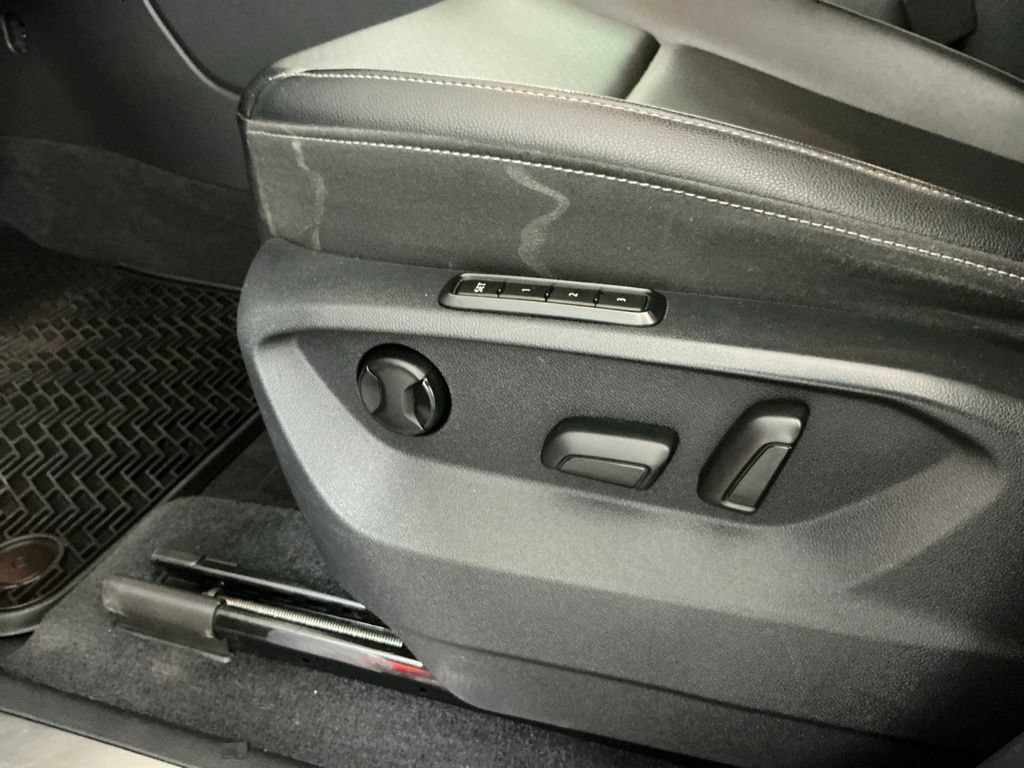 Used 2019 Volkswagen Atlas SEL FWD image 20