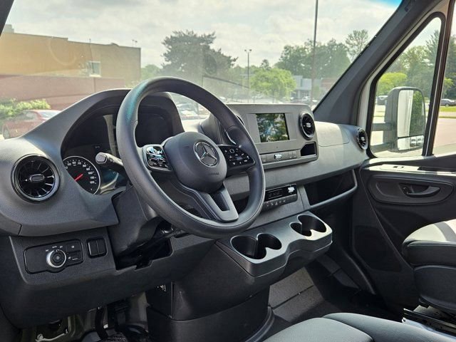 New 2024 Mercedes-Benz Sprinter 4500 image 15