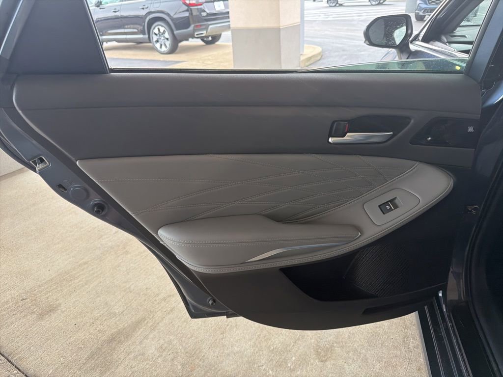 Used 2021 Toyota Avalon Limited w/ Advanced Safety Package AWD/4WD image 20