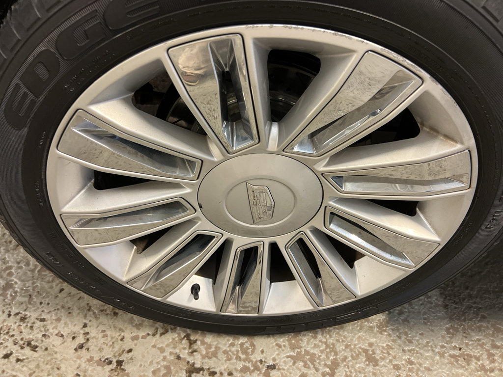 Used 2016 Cadillac Escalade Platinum AWD/4WD image 37