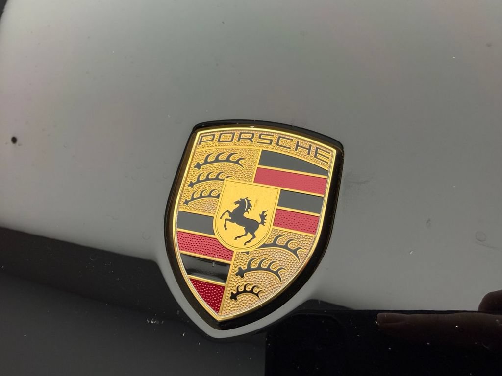 Used 2024 Porsche Macan Turbo AWD/4WD image 23