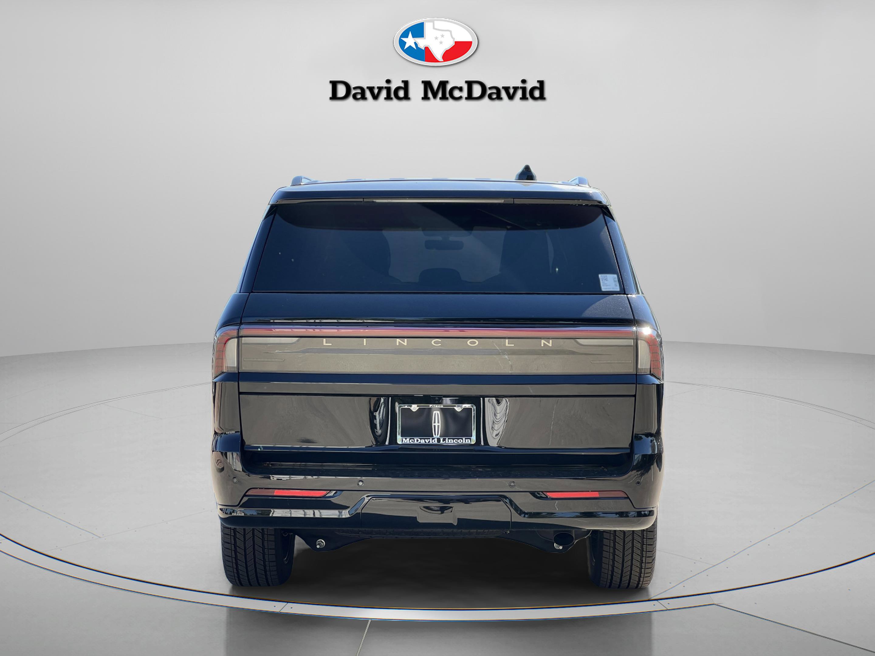 New 2025 Lincoln Navigator L Reserve w/ Jet Appearance Package image 6