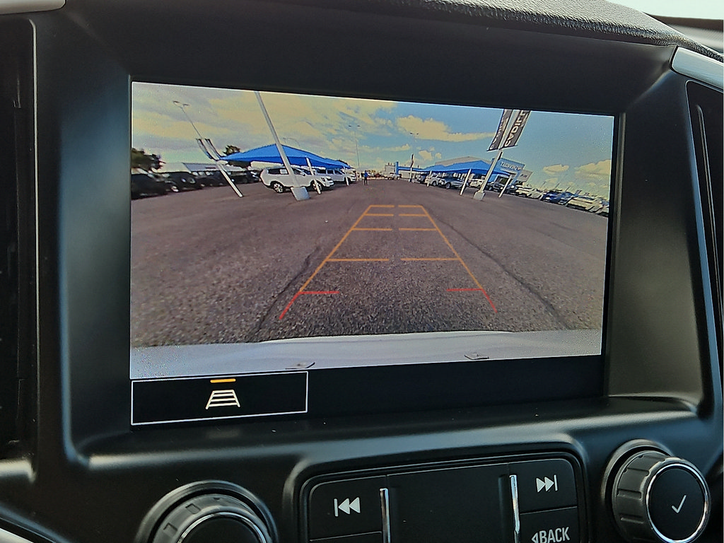 Used 2024 GMC Terrain SLT AWD/4WD image 16