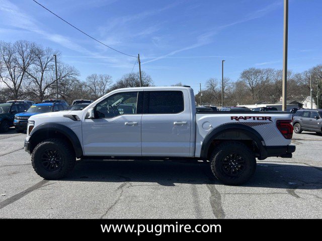 Used 2025 Ford F150 Raptor image 4