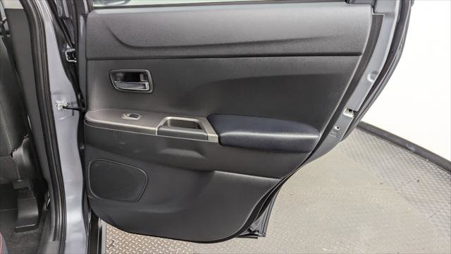 Used 2025 Mitsubishi Outlander Sport AWD image 19