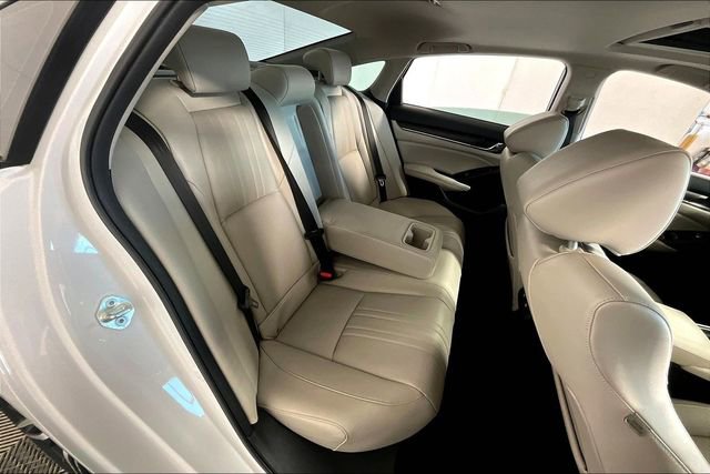 Used 2022 Honda Accord Touring image 27