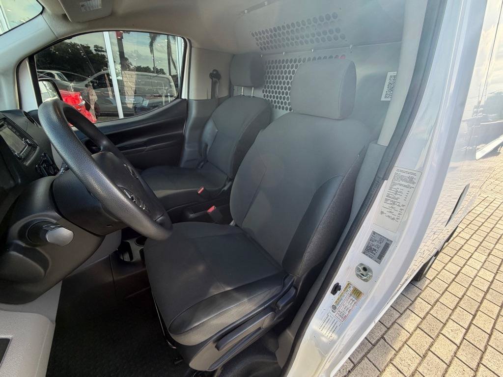 Used 2018 Nissan NV200 S FWD image 14