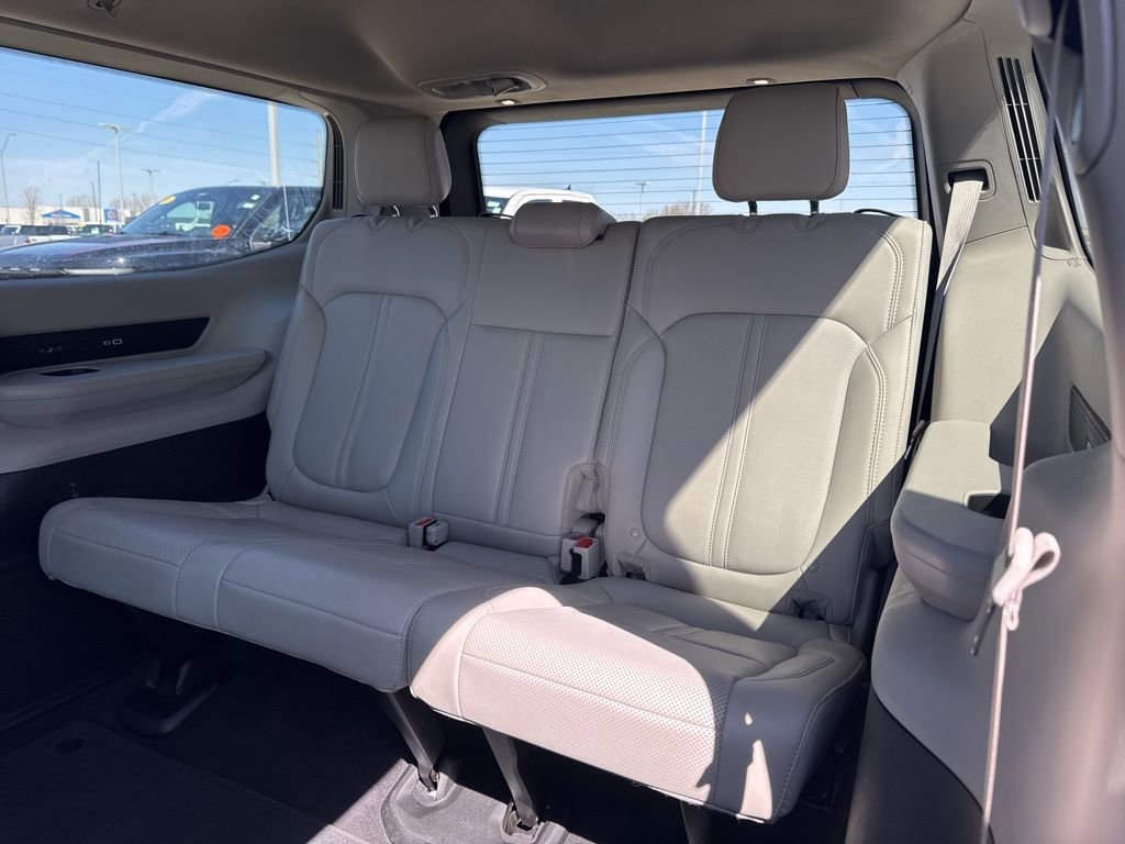 Certified 2023 Jeep Wagoneer Series III w/ Preferred Equipment Group image 22