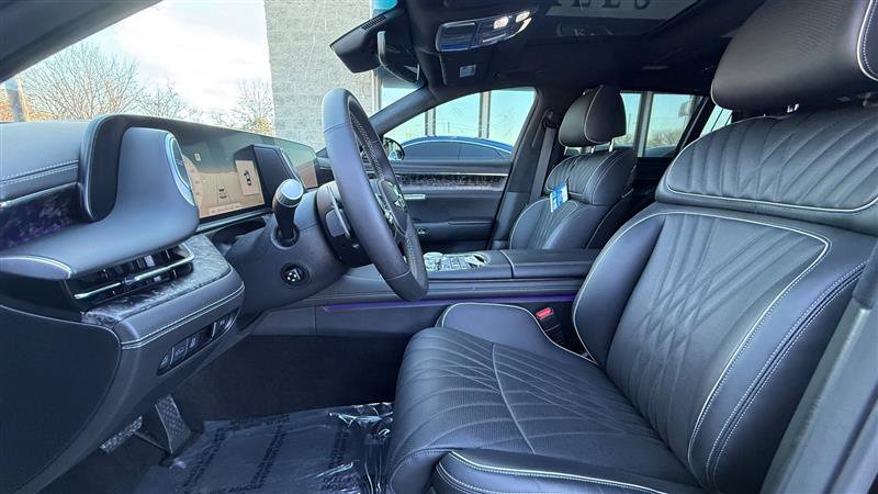 Used 2024 Genesis G90 3.5T image 10