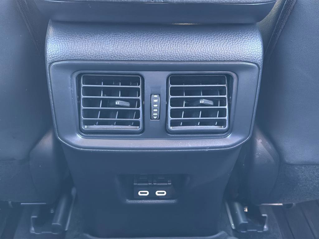 Used 2025 Toyota RAV4 Limited image 43