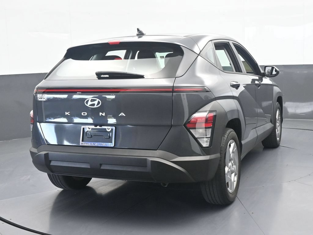 Used 2024 Hyundai Kona SE FWD image 5