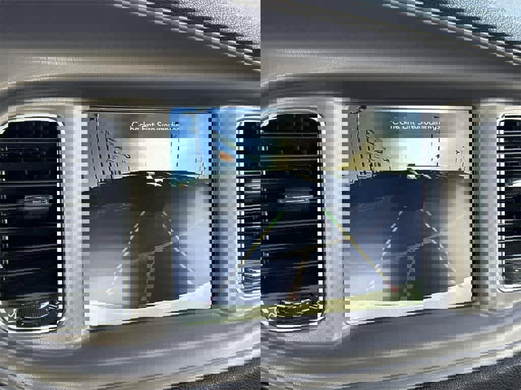 Used 2023 Dodge Charger GT image 18