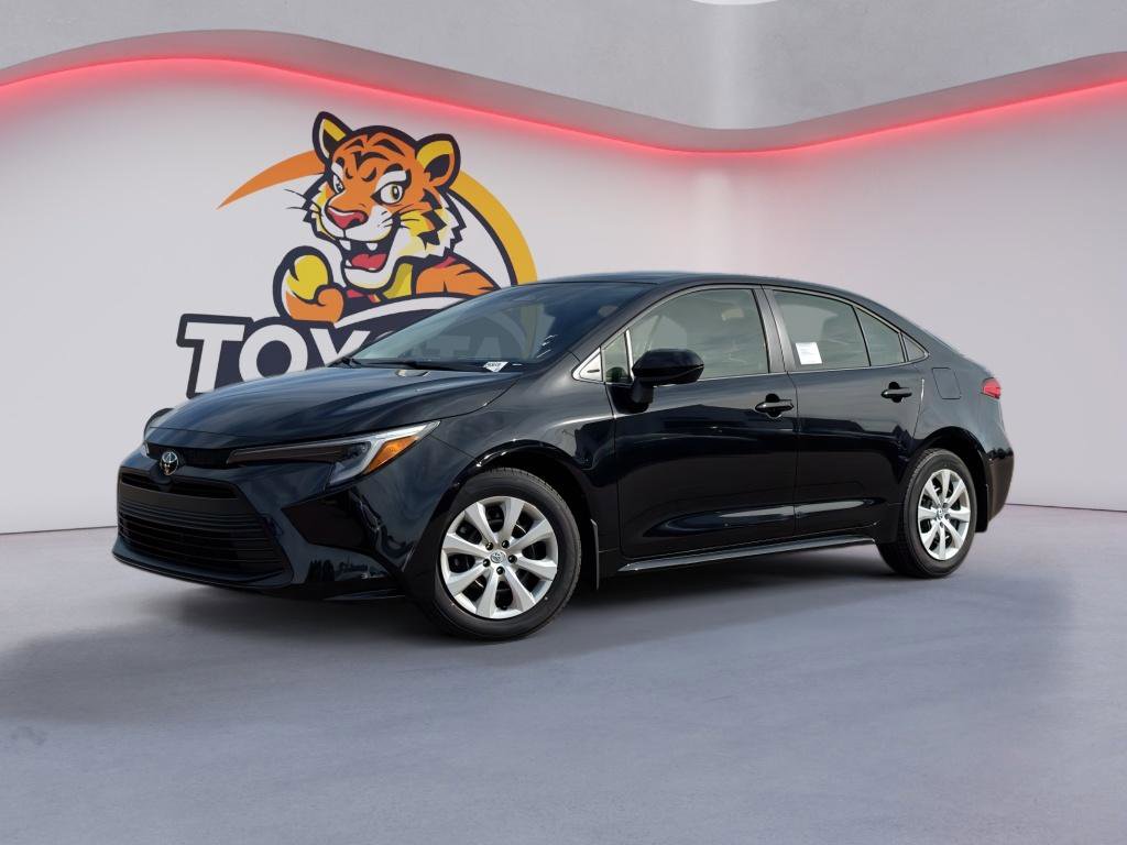 Used 2026 Toyota Corolla LE video 1