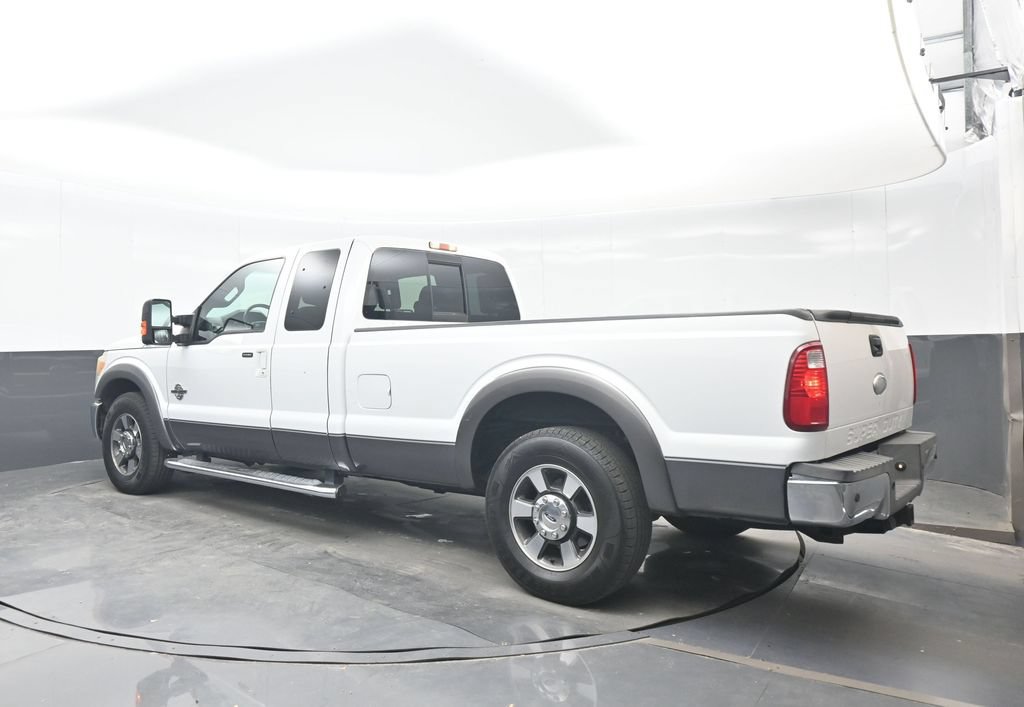Used 2011 Ford F250 Lariat w/ Lariat Interior Pkg RWD image 4