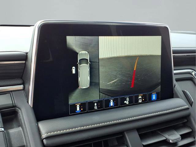Used 2023 GMC Yukon SLT w/ SLT Luxury Package AWD/4WD image 13