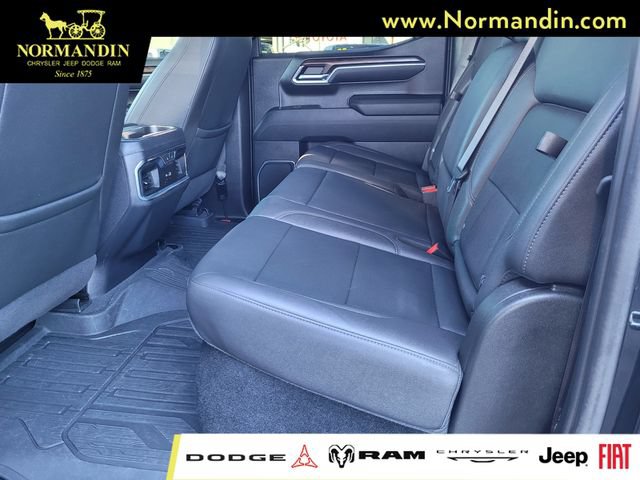 Used 2023 GMC Sierra 1500 SLT w/ SLT Premium Plus Package AWD/4WD image 18
