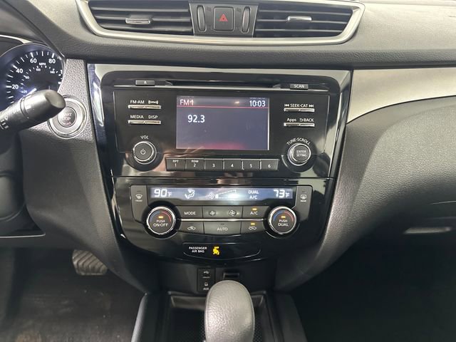 Used 2016 Nissan Rogue SV image 21