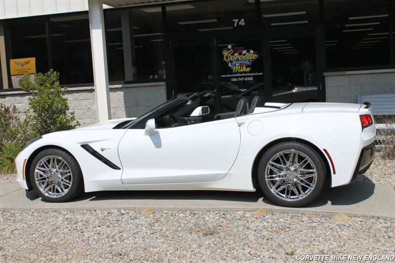 Used 2015 Chevrolet Corvette Stingray Convertible w/ 3LT Preferred Equipment Group RWD image 6