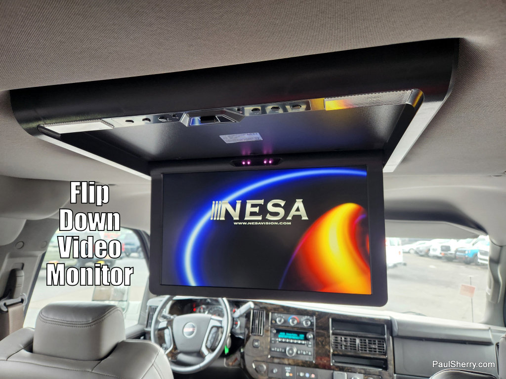 Used 2022 GMC Savana 2500 w/ Enhanced Convenience Package image 11