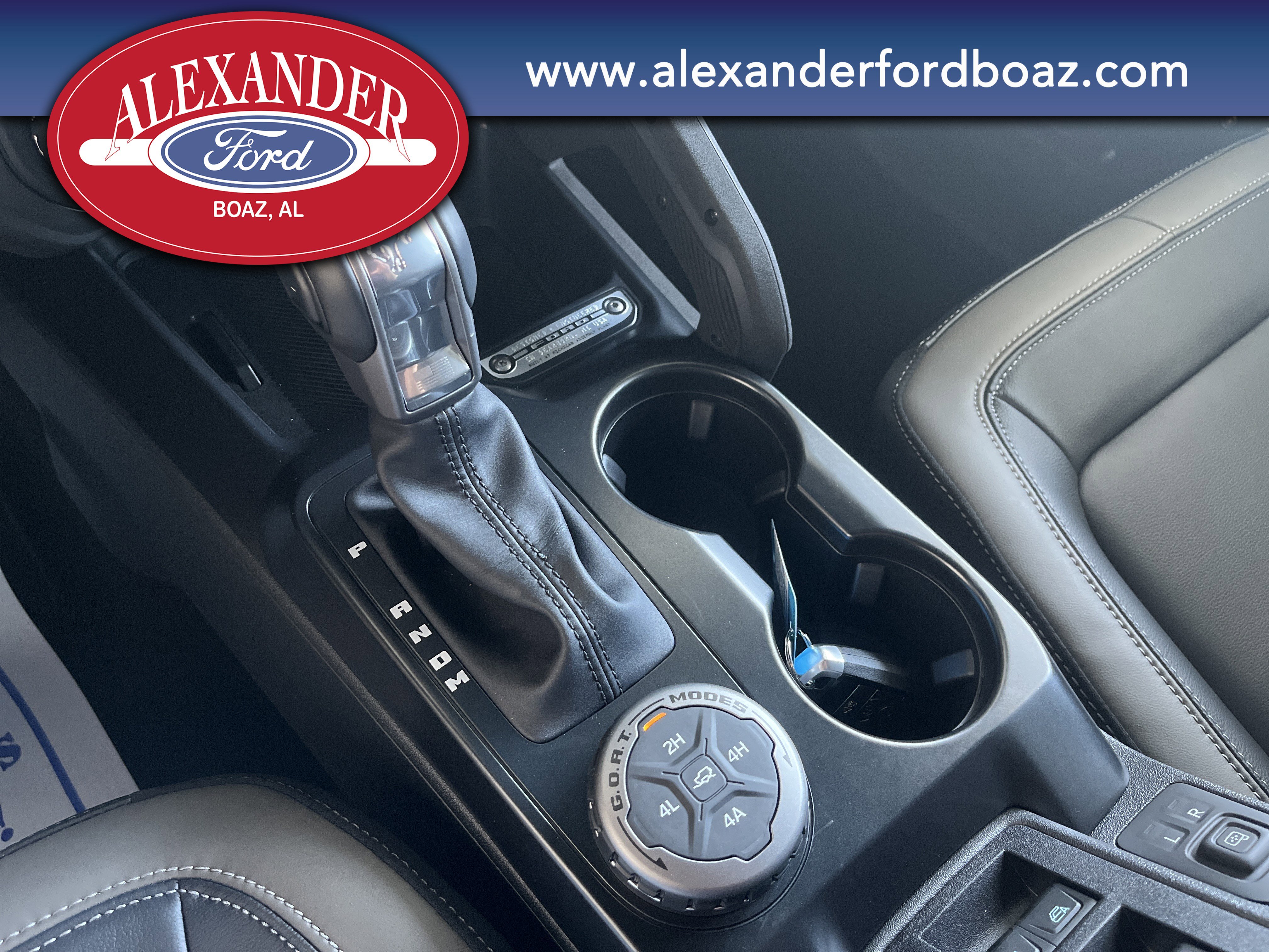 New 2026 Ford Bronco Outer Banks w/ Sasquatch Package AWD/4WD image 25