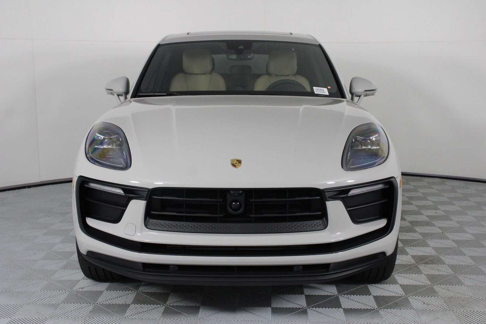 New 2026 Porsche Macan AWD/4WD image 10
