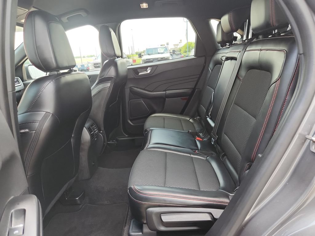 Used 2024 Ford Escape ST-Line FWD image 13