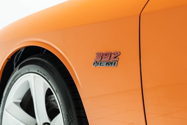 Used 2012 Dodge Challenger SRT8 RWD image 21