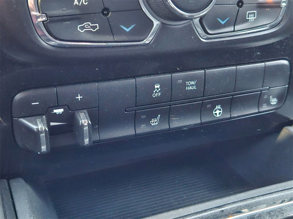 Used 2018 RAM 1500 Sport image 25