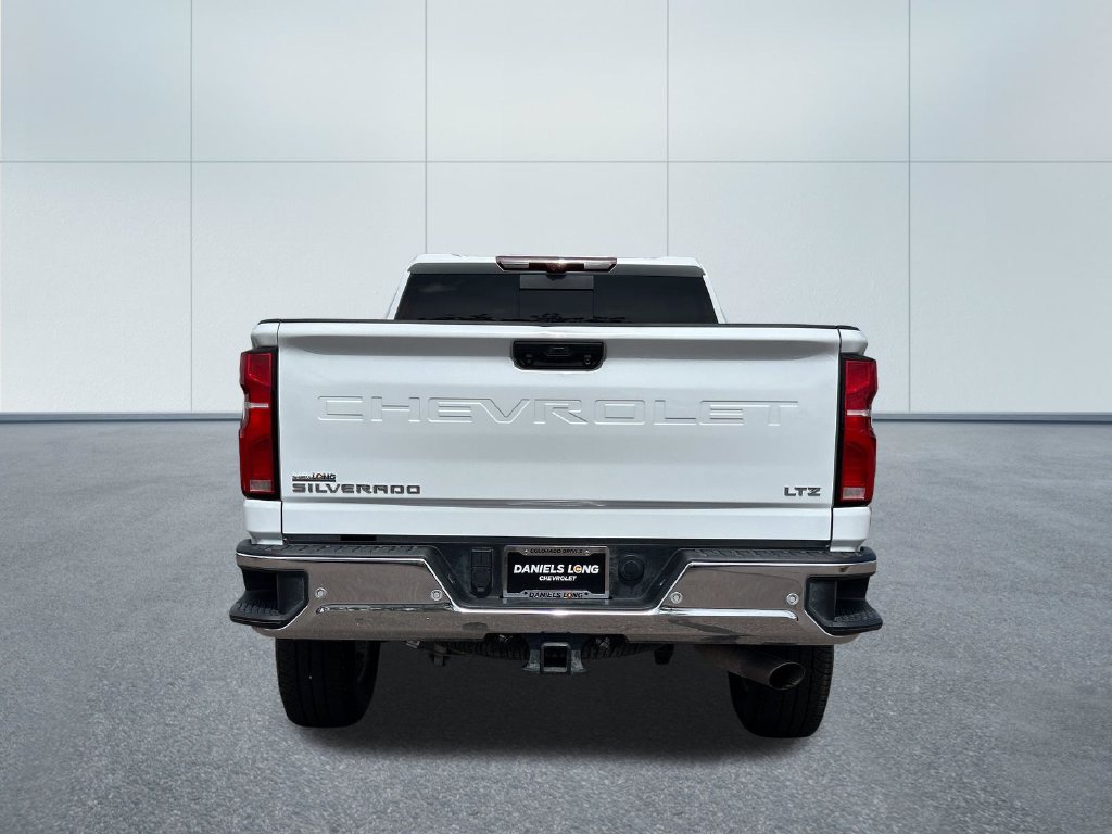 Used 2026 Chevrolet Silverado 2500 LTZ w/ LTZ Premium Package AWD/4WD image 4