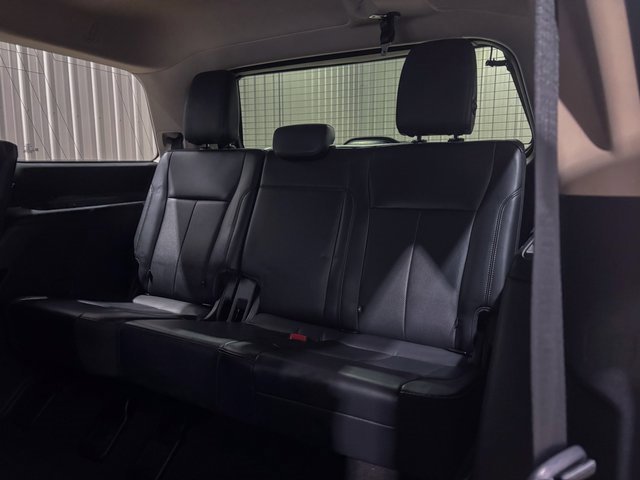 Used 2024 Ford Expedition XLT image 27