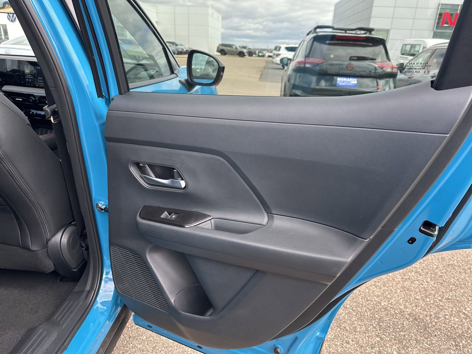 New 2026 Nissan Kicks SR w/ SR Premium Package AWD/4WD image 26