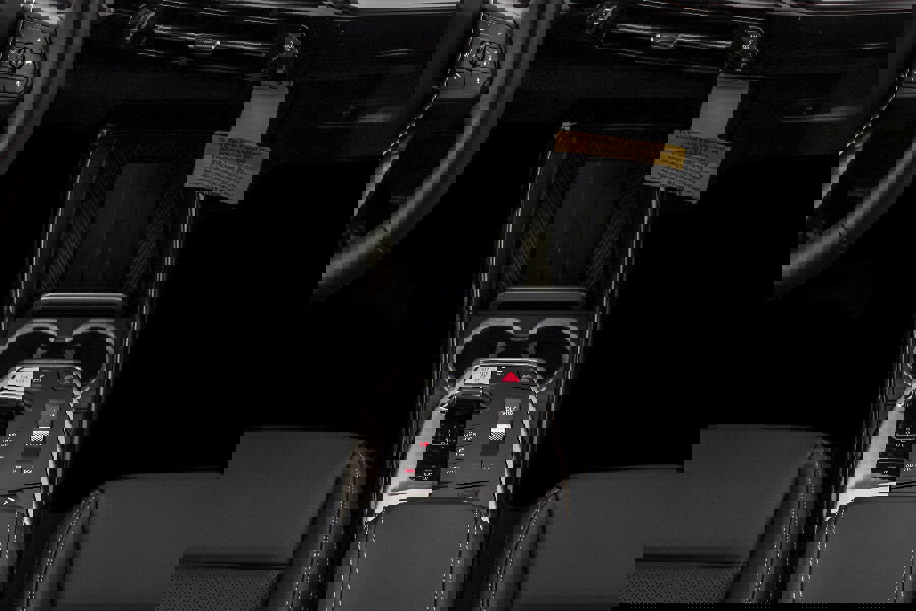 Used 2025 BMW X2 xDrive28i w/ Premium Package image 15